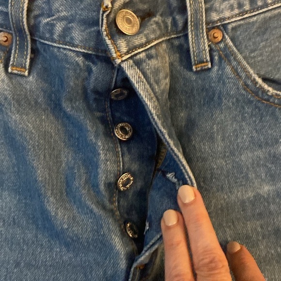 Levi’s 501 Original Fit Button Fly Distressed Jeans size 29x30, EUC - Picture 8 of 13
